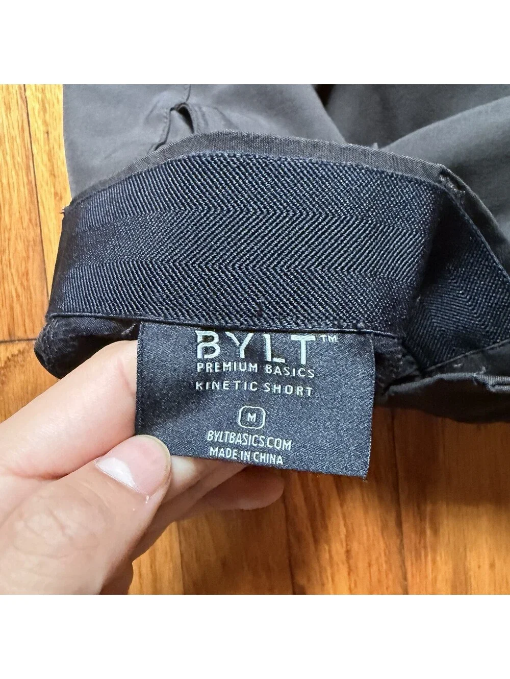 Bylt Shorts Mens Medium Black Kinetic Casual Stretch Preppy Lightweight Comfort